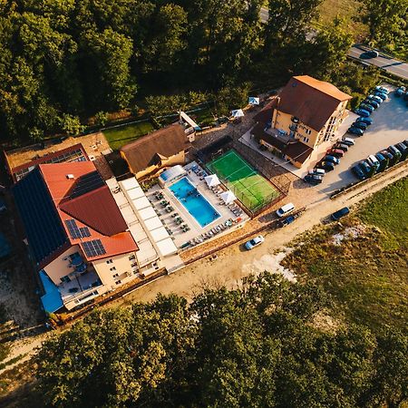 Hotel Metropol Băile Felix Exteriér fotografie