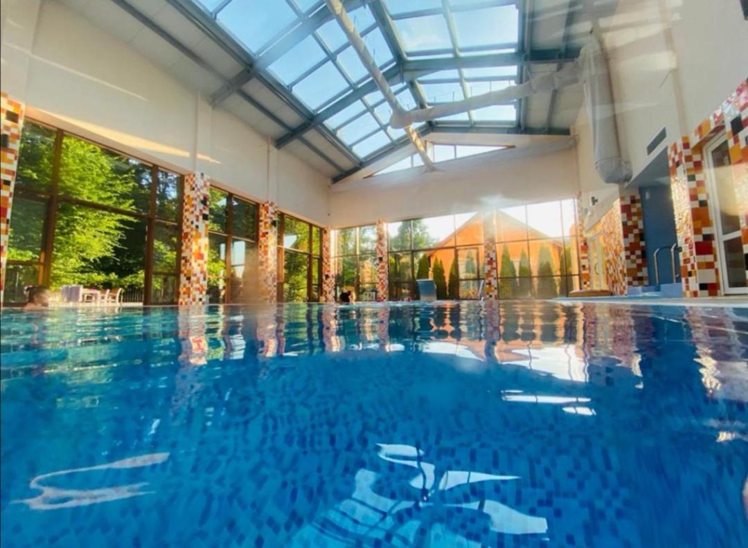 Hotel Metropol Băile Felix Exteriér fotografie